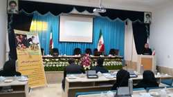 برگزاری کارگاه آموزشی تغذیه سالم بارویکرد پیشگیری ازچاقی درشبکه بهداشت ودرمان خوشاب