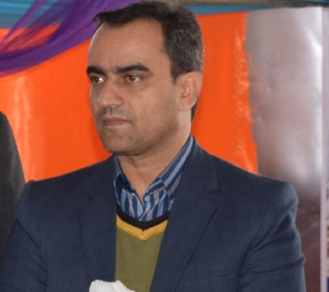 دکتر_روکی.jpg 