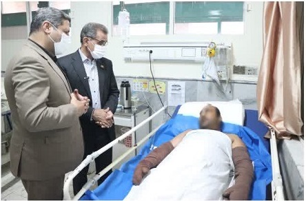 عیادت دکتر قربانی معاون استاندار و رئیس دانشگاه علوم پزشکی سبزوار از بیماران حادثه آتشسوزی ساختمان سیمان
