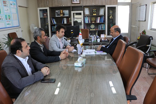  معاون بهداشتی با مدیرشبکه بهداشت درمان داورزن وهیئت همراه دیدار نوروزی داشتند