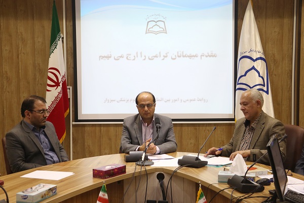  خدمات و فرآیند های حوزه سلامت نیازمند اصلاح و بازنگری  