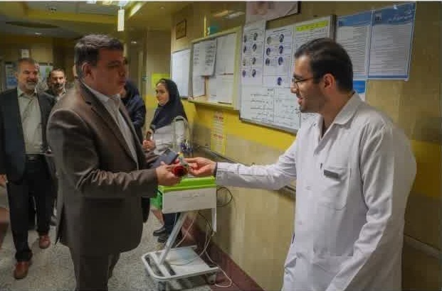 تجلیل معاون استاندار و فرماندار ویژه سبزوار از پرستاران دانشگاه تجلیل معاون استاندار و فرماندار ویژه سبزوار از پرستاران دانشگاه