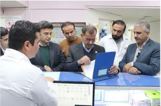 بازدید میدانی دکتر چمن از شبکه بهداشت، دانشکده پرستاری و بیمارستان قمر بنیهاشم(ع) جوین بازدید میدانی دکتر چمن از شبکه بهداشت، دانشکده پرستاری و بیمارستان قمر بنیهاشم(ع) جوین